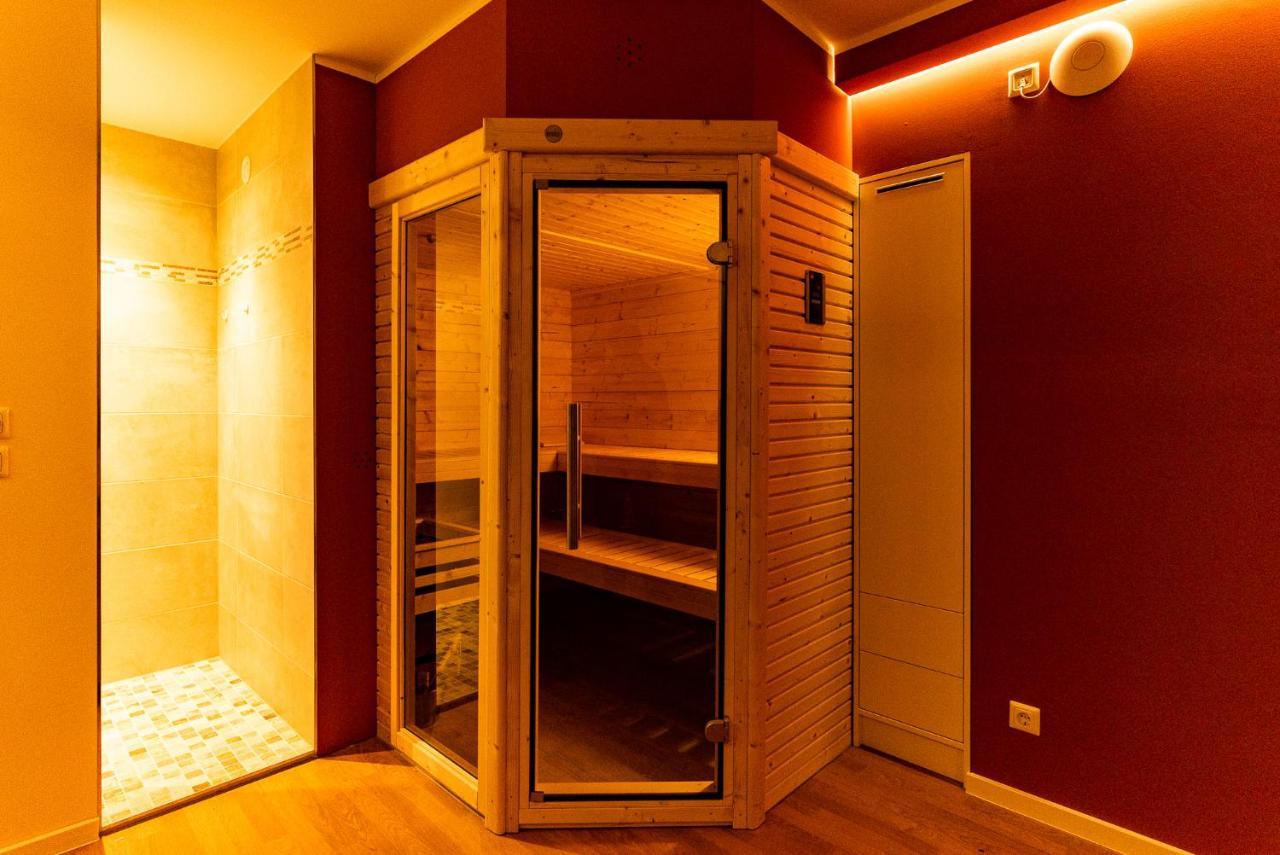 Luxusferienhaus Fuchsbau - Mit Netflix, Playstation, Sauna, Sportraum Und Kamin Zirchow Exterior photo